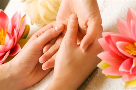  Cách Chữa Trị Bệnh Ra Mồ Hôi Tay Chân