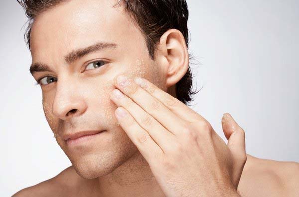 Một số vấn đề cần biết về mụn ở nam giới